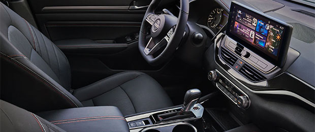 2023 Nissan Altima Interior